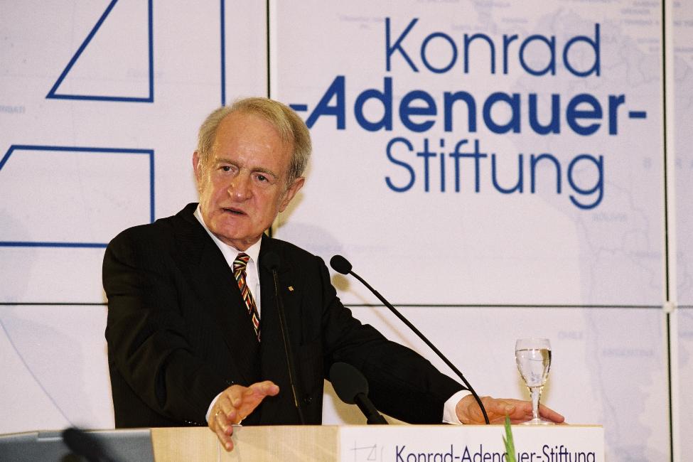 Rede von Bundespräsident Johannes Rau bei der Konferenz 40 Jahre Konrad-Adenauer-Stiftung